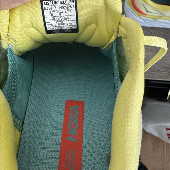 NWOB - HOKA One Clifton 8 Yellow Pear Sweet Corn 1119394 YPSC Size 8.5B Sold out - Picture 16 of 16